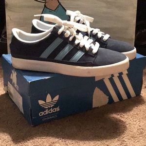 Adidas Rayado size 7.5 in mens